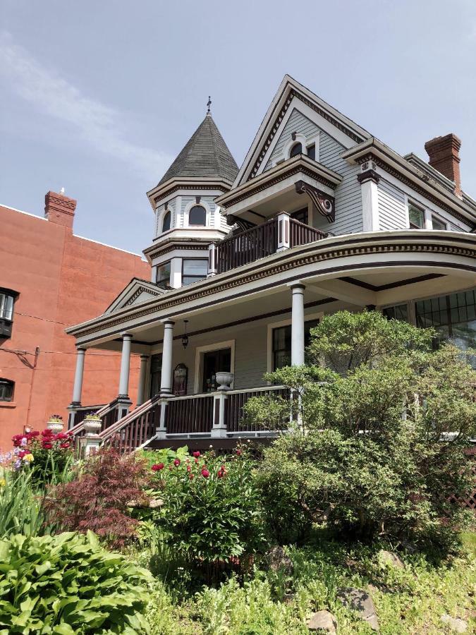 Mahogany Manor Bed & Breakfast Saint John Exteriör bild