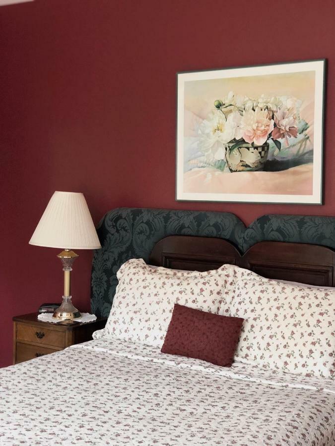 Mahogany Manor Bed & Breakfast Saint John Exteriör bild